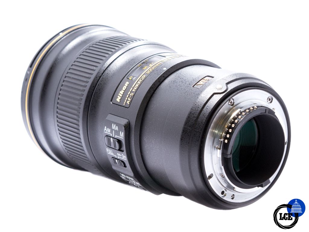 Nikon AF-S 300mm f4 E PF ED VR *Boxed*