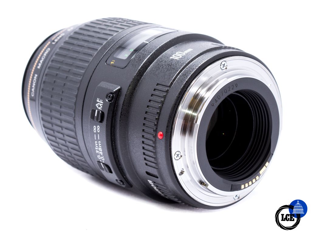 Canon EF 100mm f2.8 USM