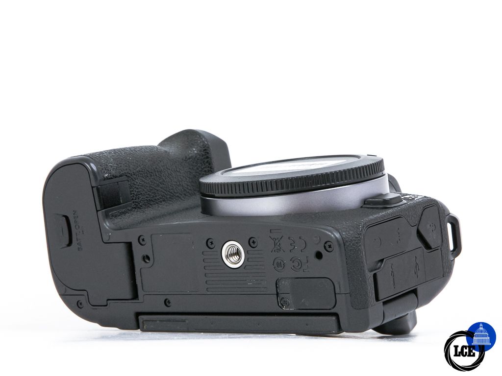 Canon EOS R Body **24k Shutter Count**
