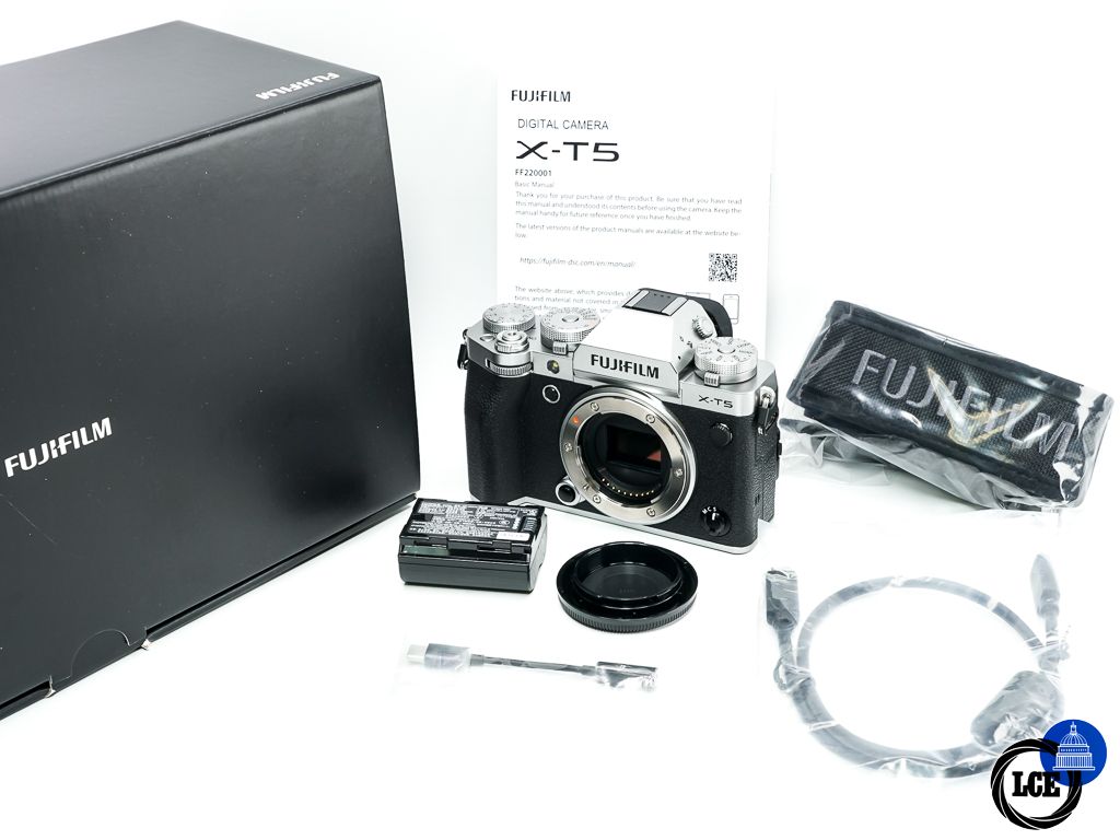 FujiFilm X-T5 Body