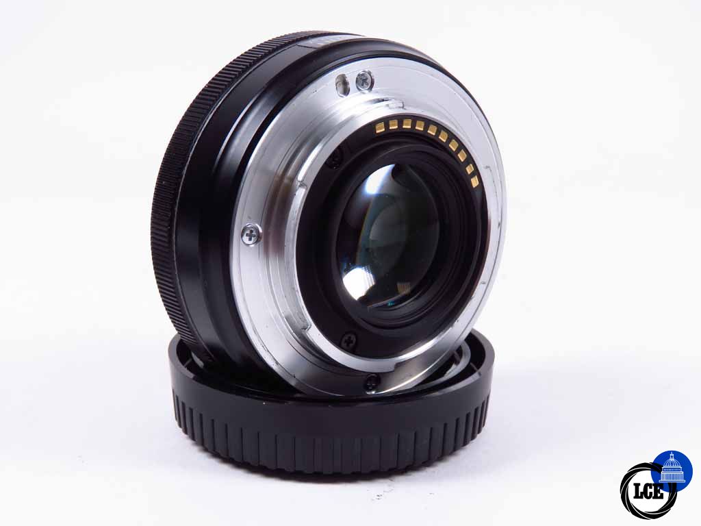 FujiFilm XF 27mm f2.8