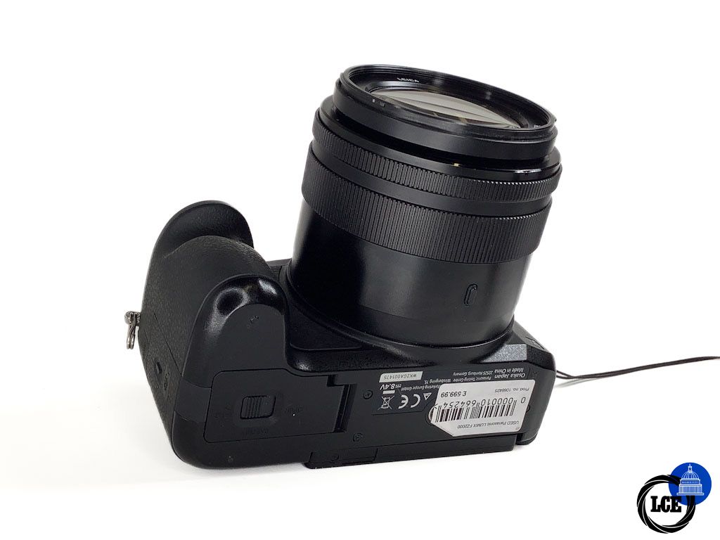 Panasonic FZ2000