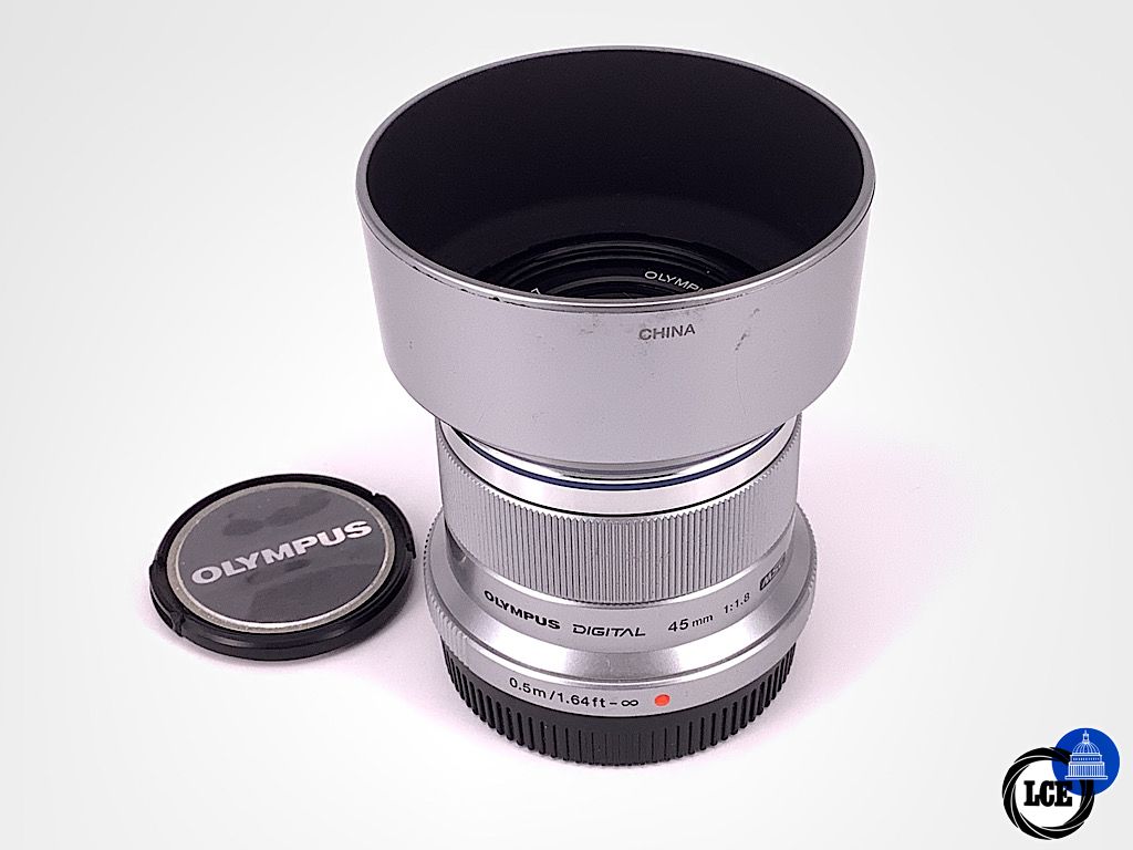 Olympus 45mm F1.8 M.ZUIKO Silver
