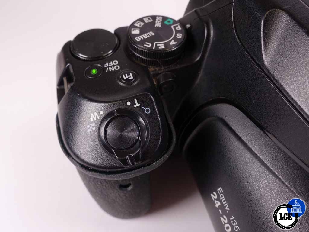 Nikon Coolpix P900