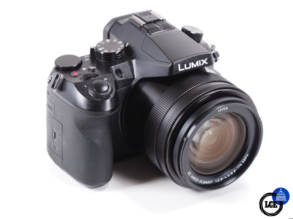 Panasonic FZ2000