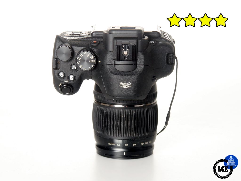 FujiFilm X-S1 (BOXED) 2/3