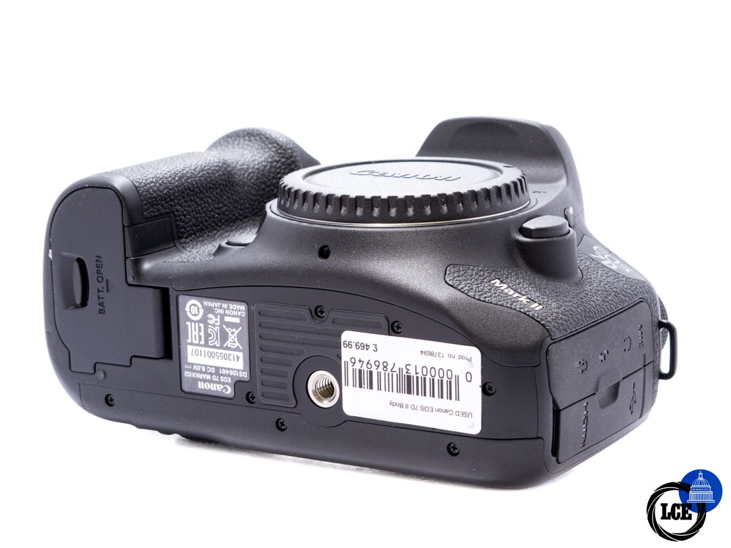 Canon EOS 7D Mark II body *Boxed* *Very low shutter count*
