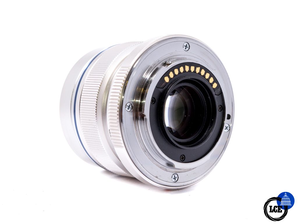 Olympus M.Zuiko 12mm f2 Silver