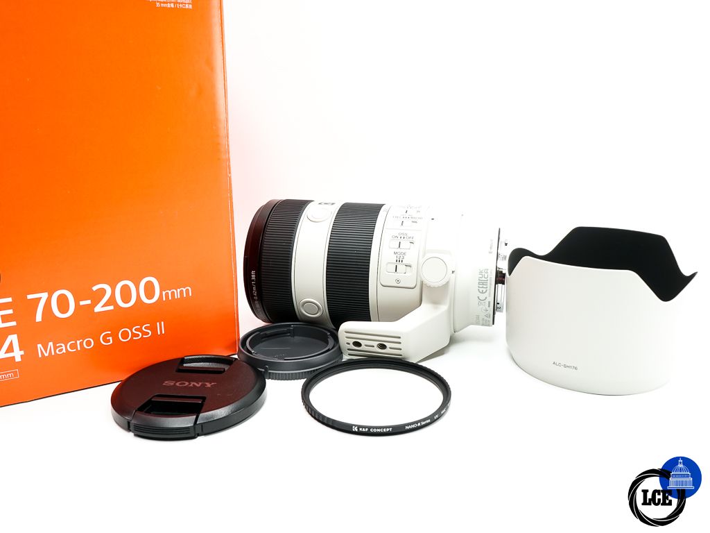 Sony FE 70-200mm F4 MACRO G OSS II * LIKE NEW *