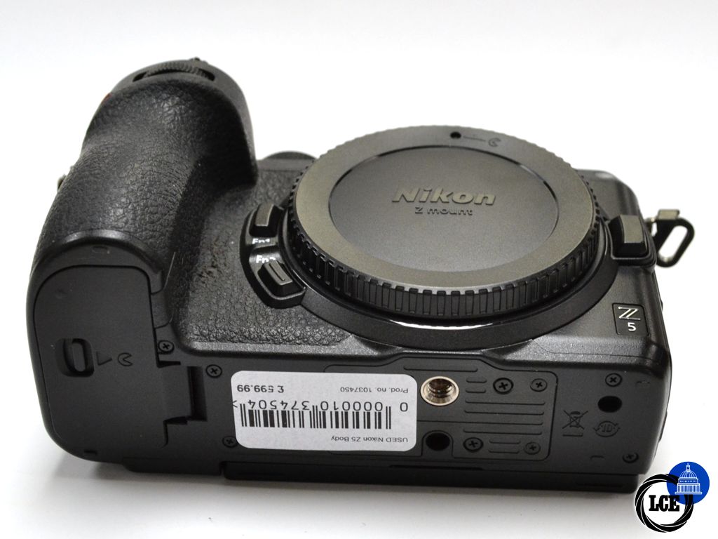Nikon Z5 body