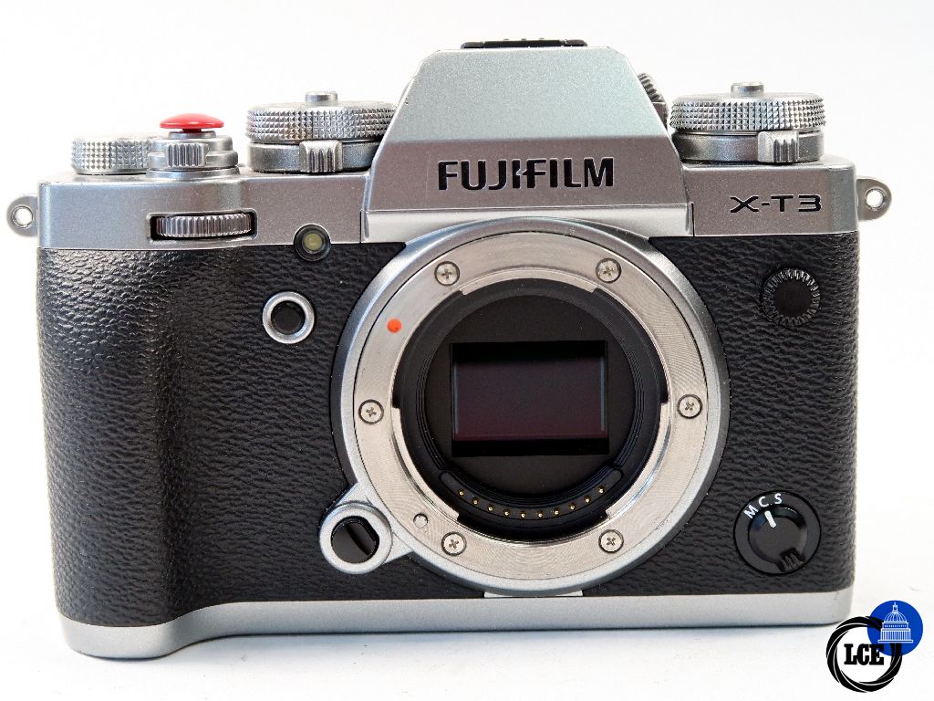 FujiFilm X-T3 Body (shutter count 4)