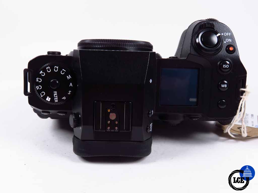 FujiFilm X-H2 