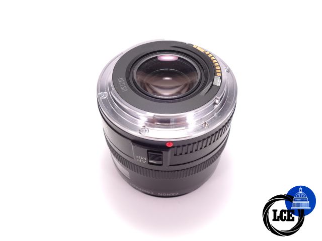 Canon EF 50mm F2.8 Macro
