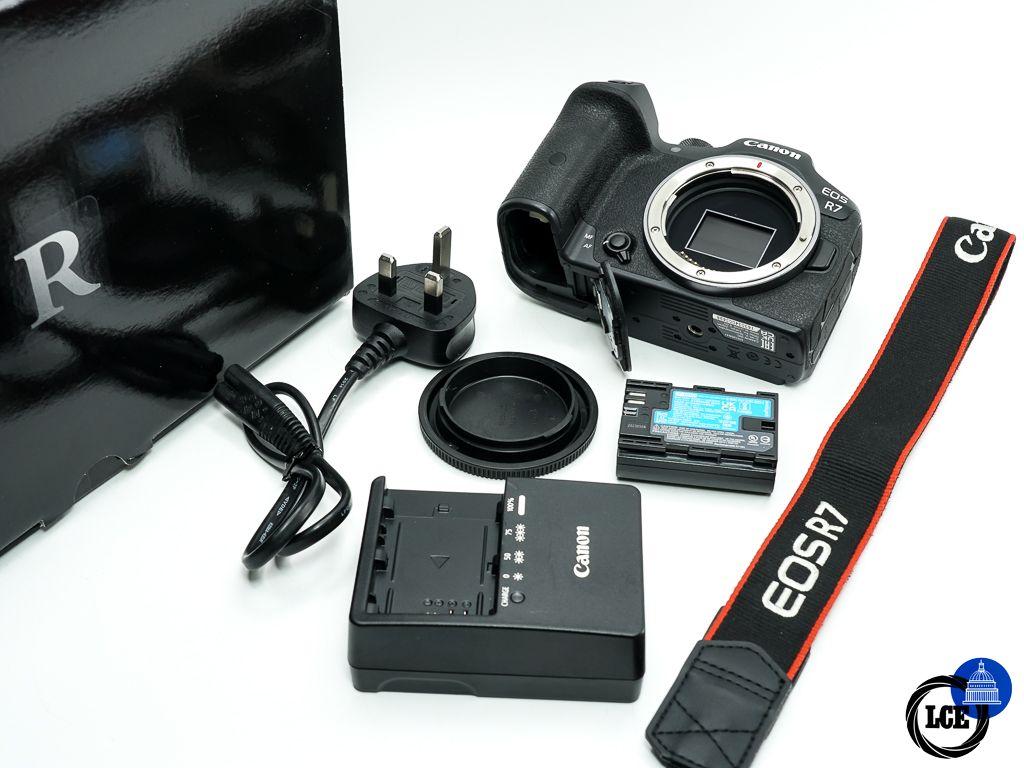 Canon EOS R7 Body