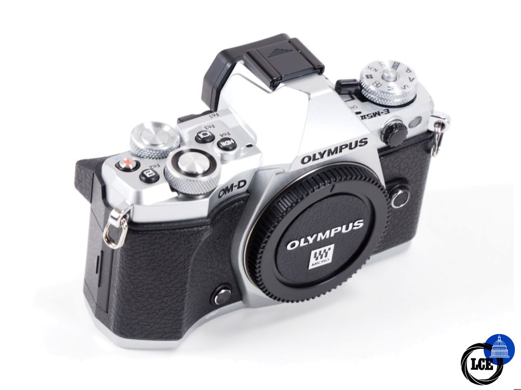 Olympus E-M5 II Body