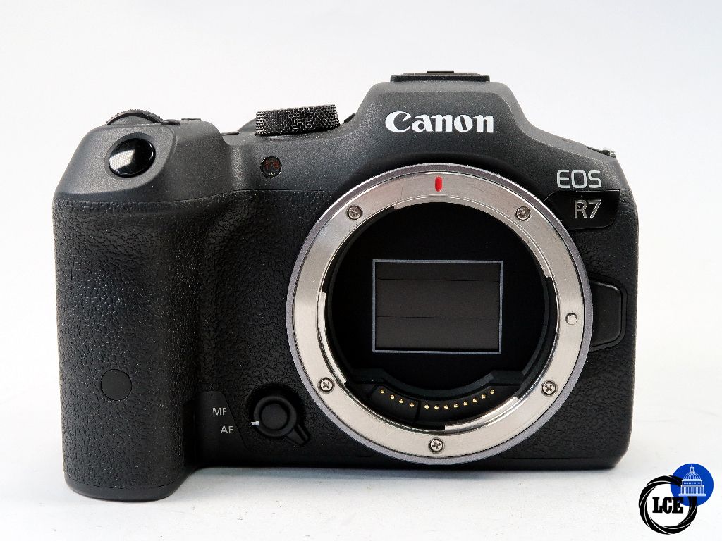 Canon R7 sub 3k sc