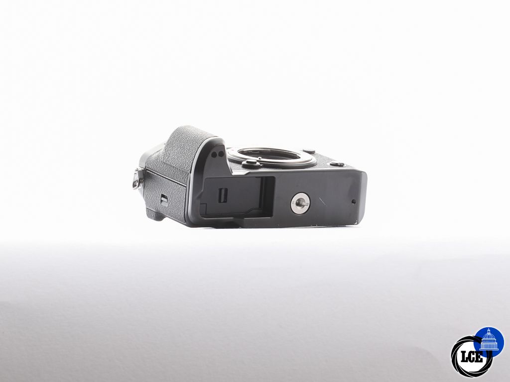 FujiFilm X-T5 Body + Metal Grip [4*] | 10115085