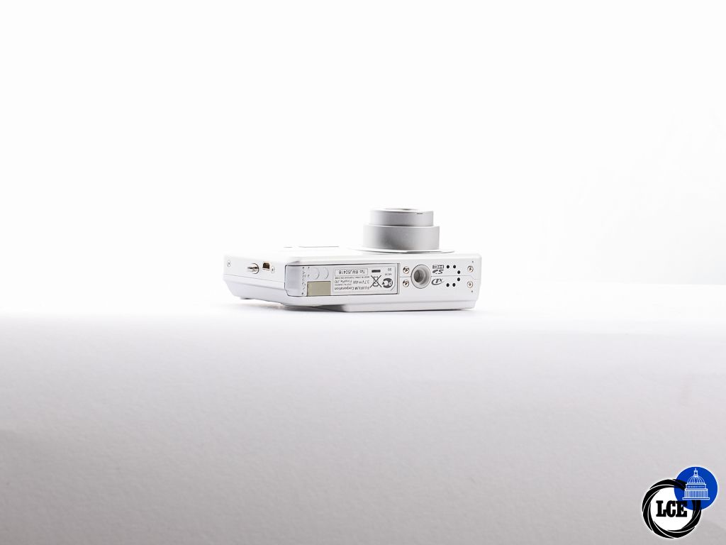 FujiFilm Finepix J10 [4*] | 10115102