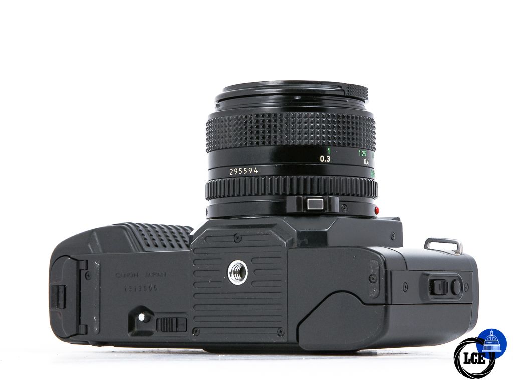 Canon T70 + 28mm f2.8 + 277T