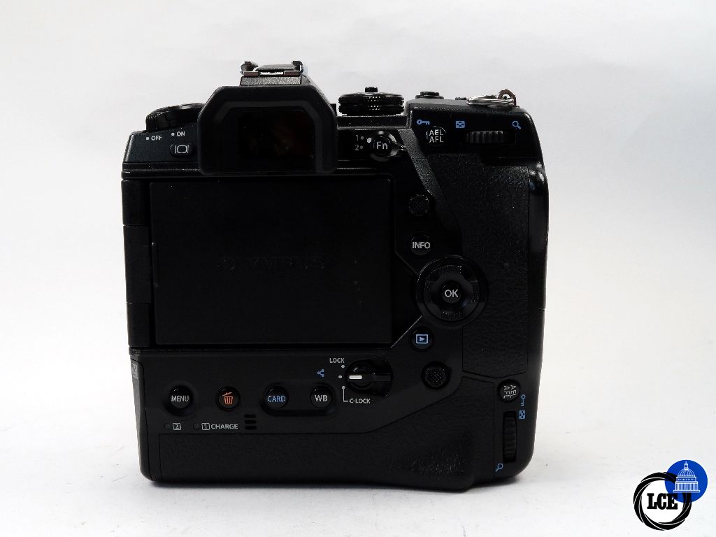 Olympus E-M1X 