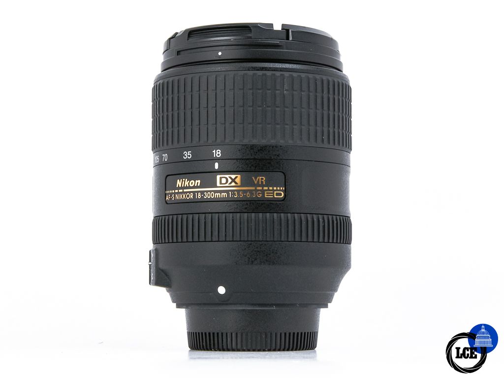 Nikon AF-S 18-300mm f3.5-6.3 G ED VR DX
