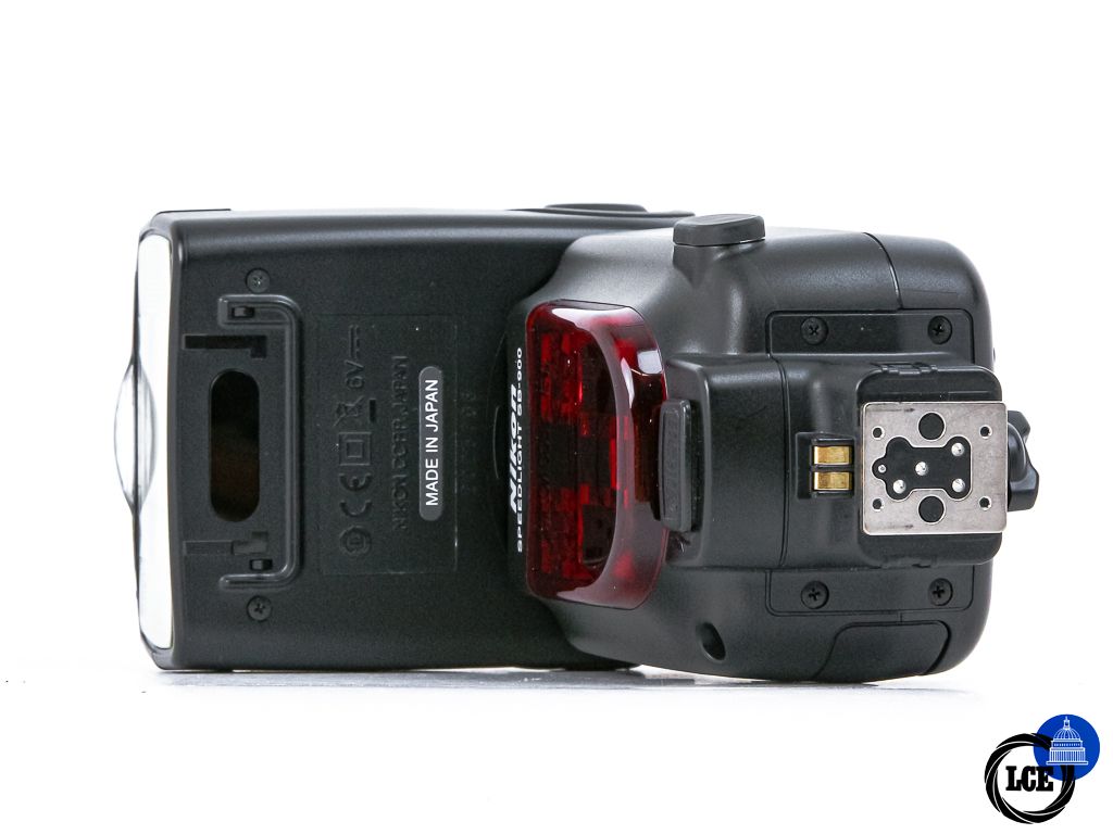 Nikon Speedlight SB-900