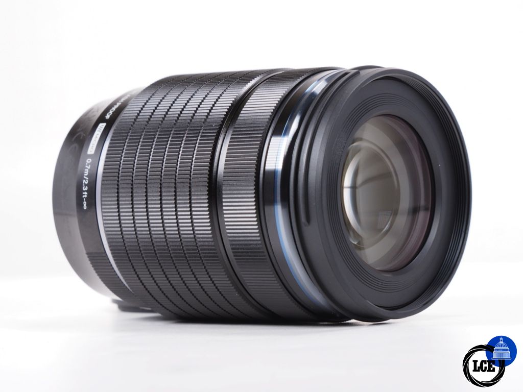 OM SYSTEM 40-150mm F4 PRO