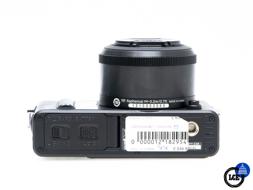 Nikon AW1 + AW 10mm f/2.8