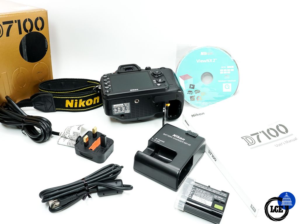 Nikon D7100 Body * BOXED / SHUTTER COUNT 4.9K *