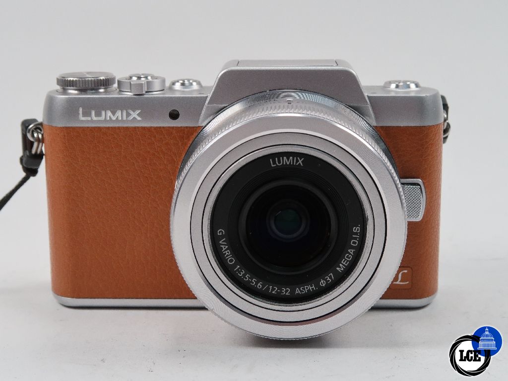 Panasonic Lumix GF7 with 12-32mm f3.5-5.6