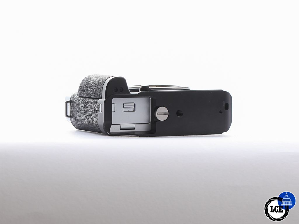 FujiFilm X-E4 body silver [4*] | 10115235