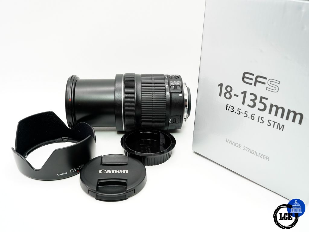 Canon EF-S 18-135mm F3.5-5.6 IS STM * BOXED + HOOD *