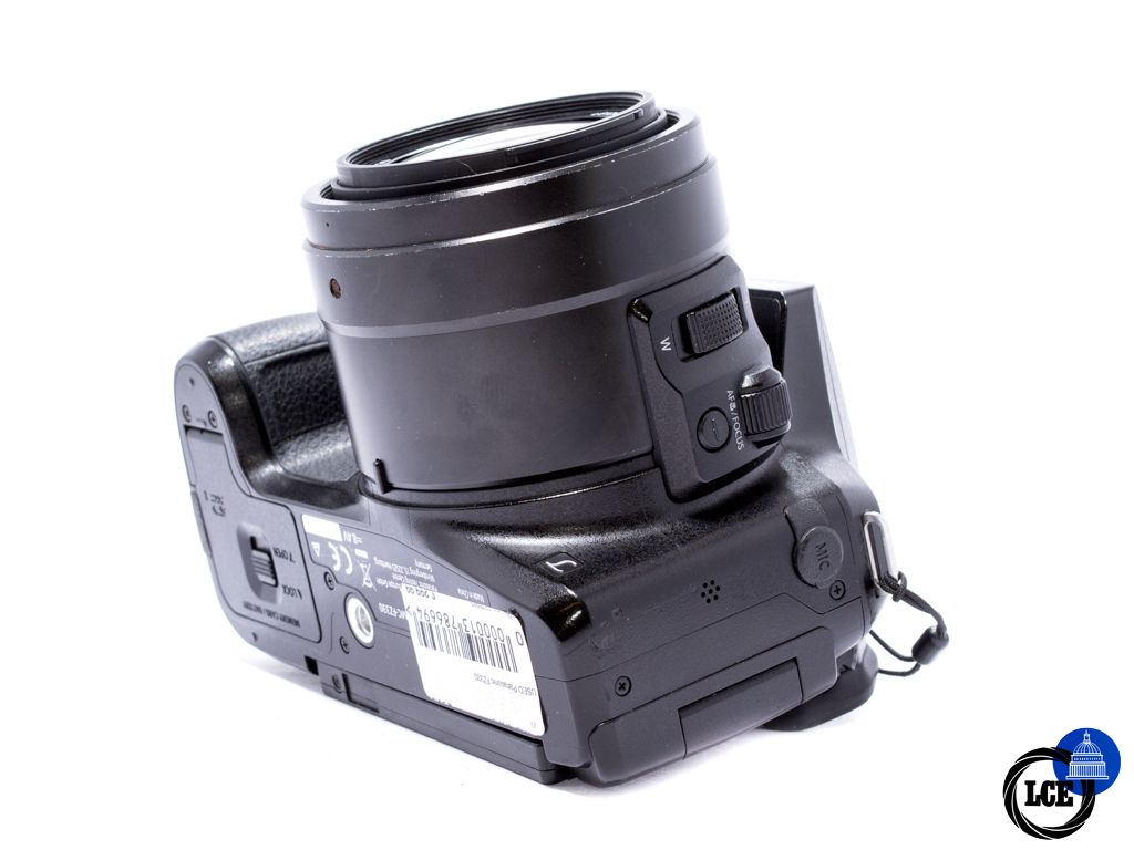 Panasonic Lumix FZ330