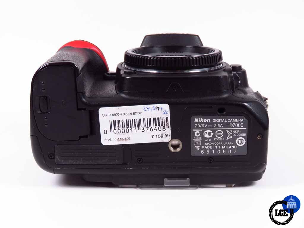 Nikon D7000 Body only