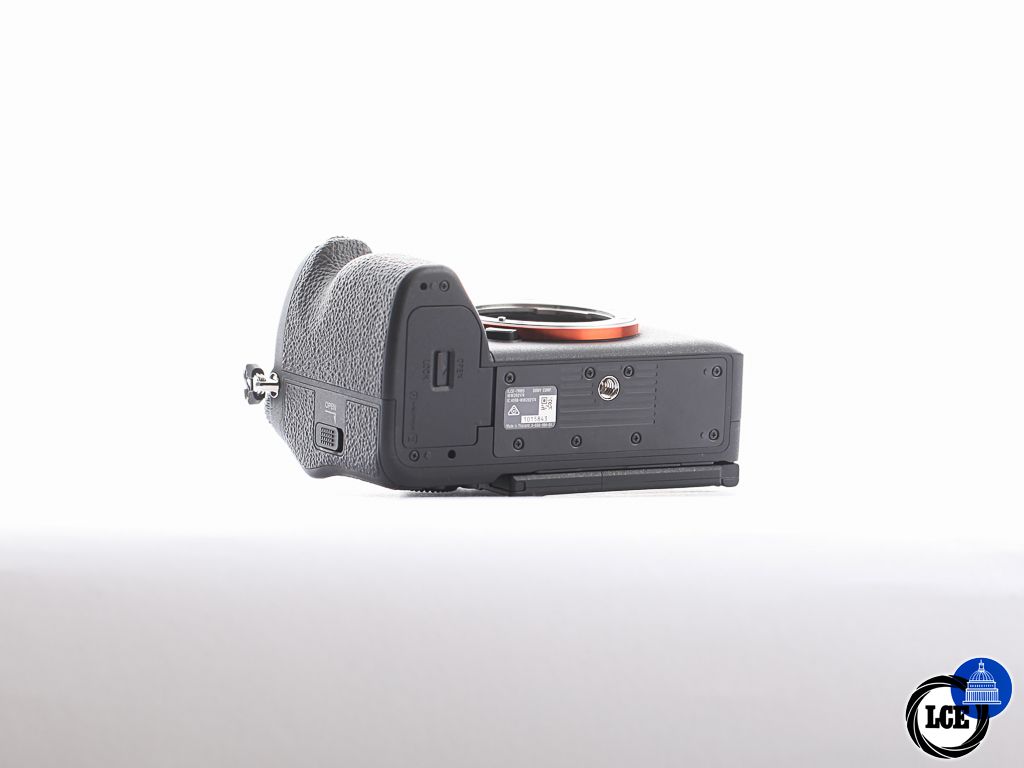 Sony A7R V Body [4*] | 10115284