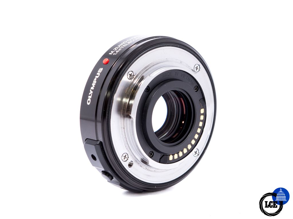 Olympus MC-14 1.4X Teleconverter