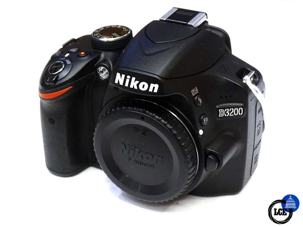 Nikon D3200 Body
