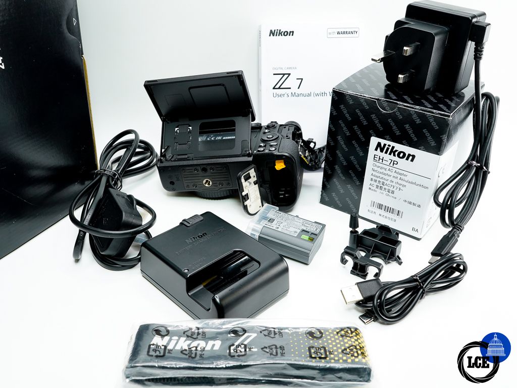 Nikon Z 7 Body * BOXED / SHUTTER COUNT ON 6.4K *