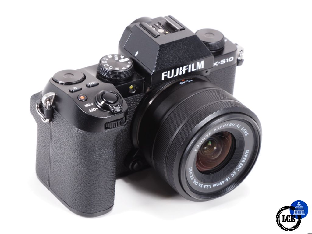 FujiFilm X-S10 & 16-50mm