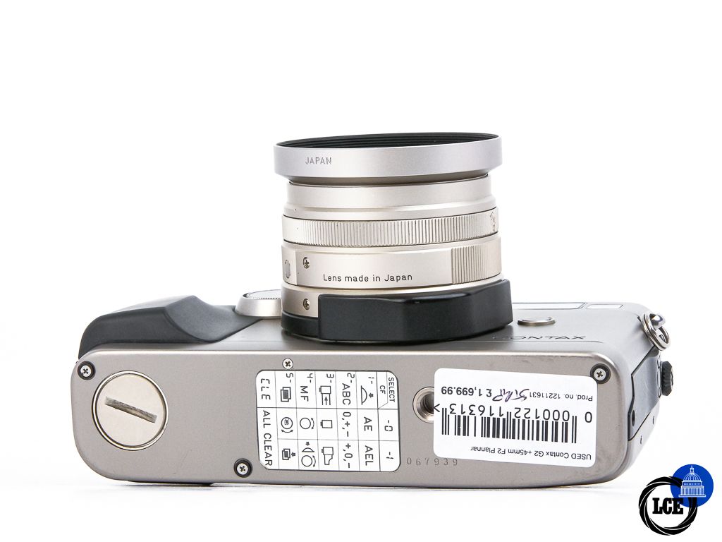 Contax G2 + 45mm f2 Planar T*