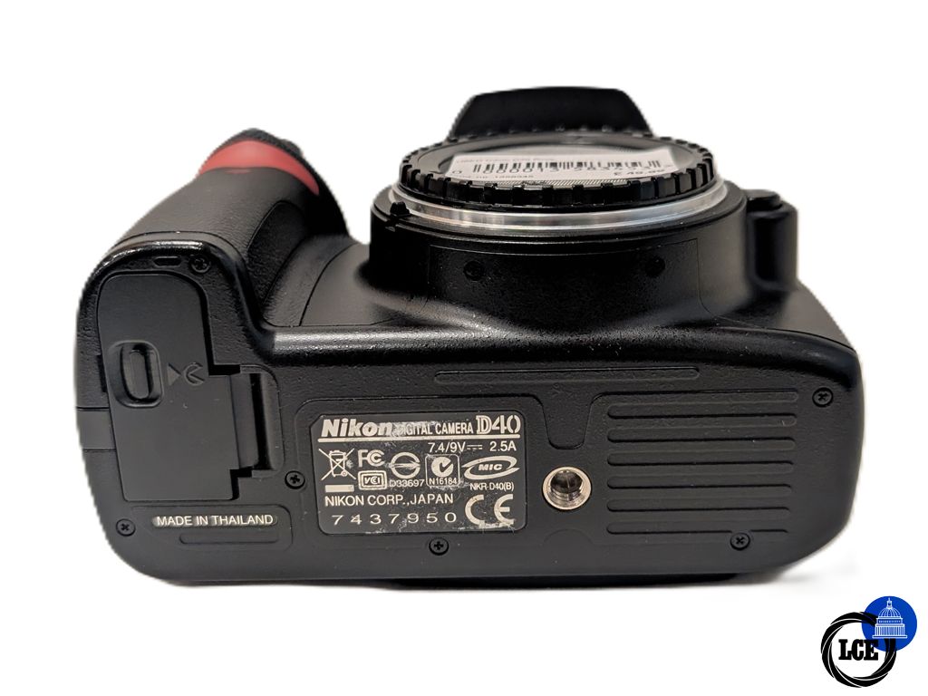 Nikon D40 Body - Read Description