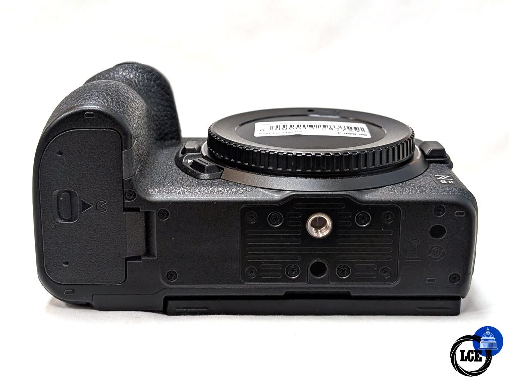Nikon Z6 II Body - Very Low 320 Shuttercount!