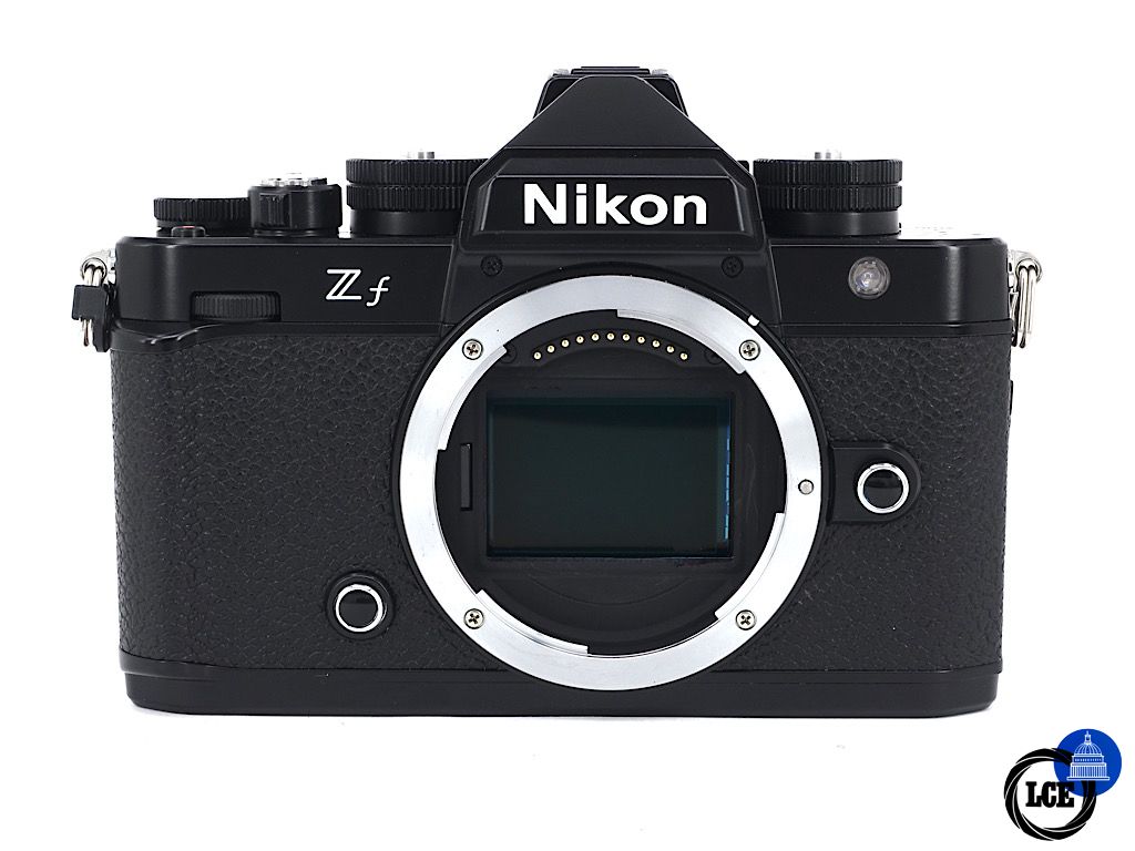 Nikon Z f + Z 40mm F2 SE | 4*