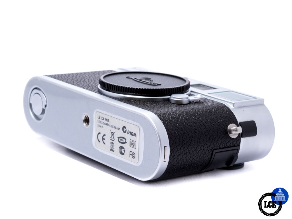 Leica M8 Silver *Boxed* + Handgrip + cases