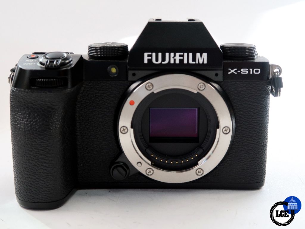 FujiFilm X-S10 