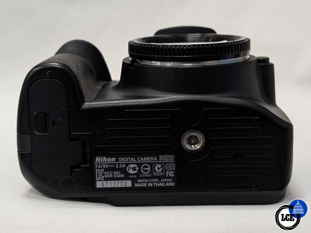 Nikon D3200 Body