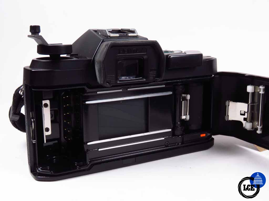 Pentax P30 c/w 35-70
