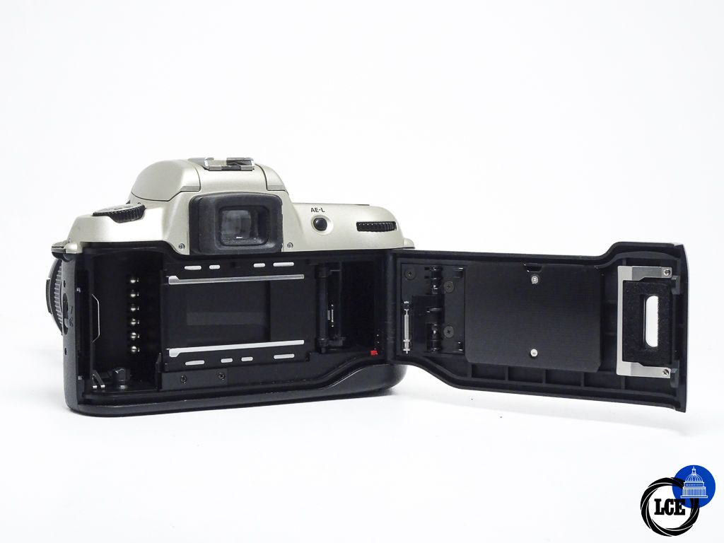 Nikon F60 + 28-80mm f/3.5-5.6D
