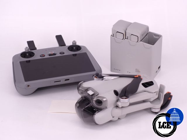 DJI DJI Mini 4 FlyMore Combo kit