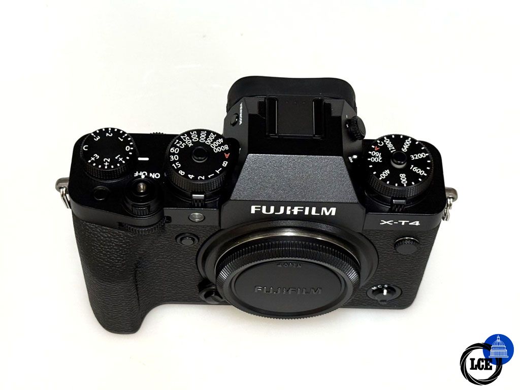 FujiFilm X-T4 Black ( Very low shutter count )